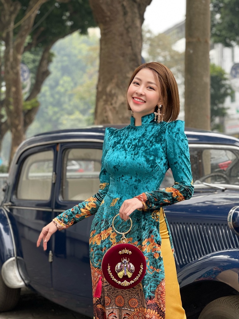 Hot girl Trâm Anh lại vướng thị phi, bị réo gọi vì clip dài 29s - 5 Hot girl Trâm Anh lại vướng thị phi, bị réo gọi vì clip dài 29s - 5