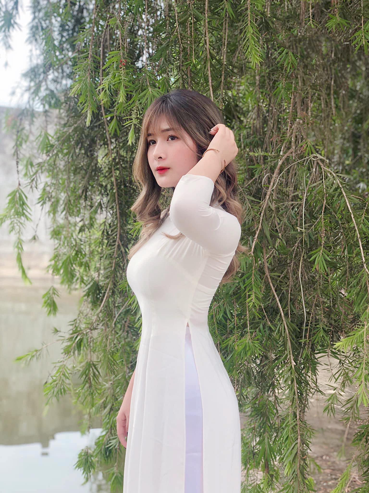 Quỳnh Alee từng được mệnh danh là "nữ thần học đường".